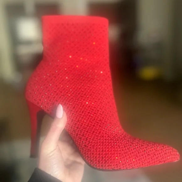 MIA red mercy boots - Picture 5 of 6